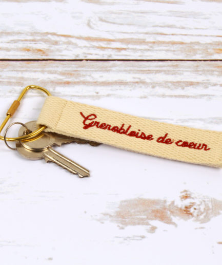 Porte-clés brodé "Grenobloise de coeur" Naturel - La Noix